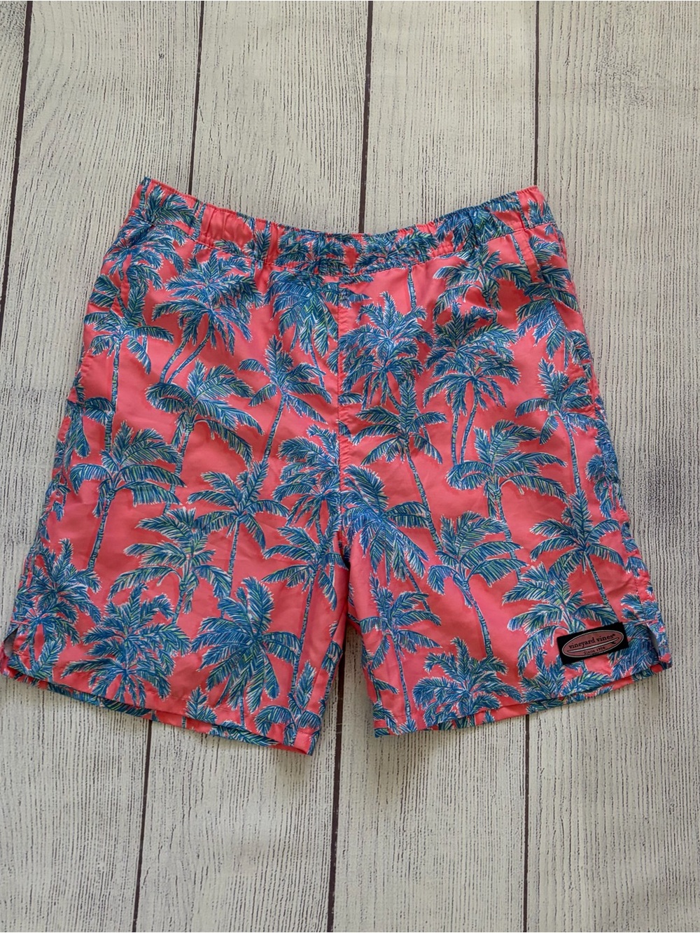 Vineyard Vines Men's Coral Palm Print Swim Trunks Size Large